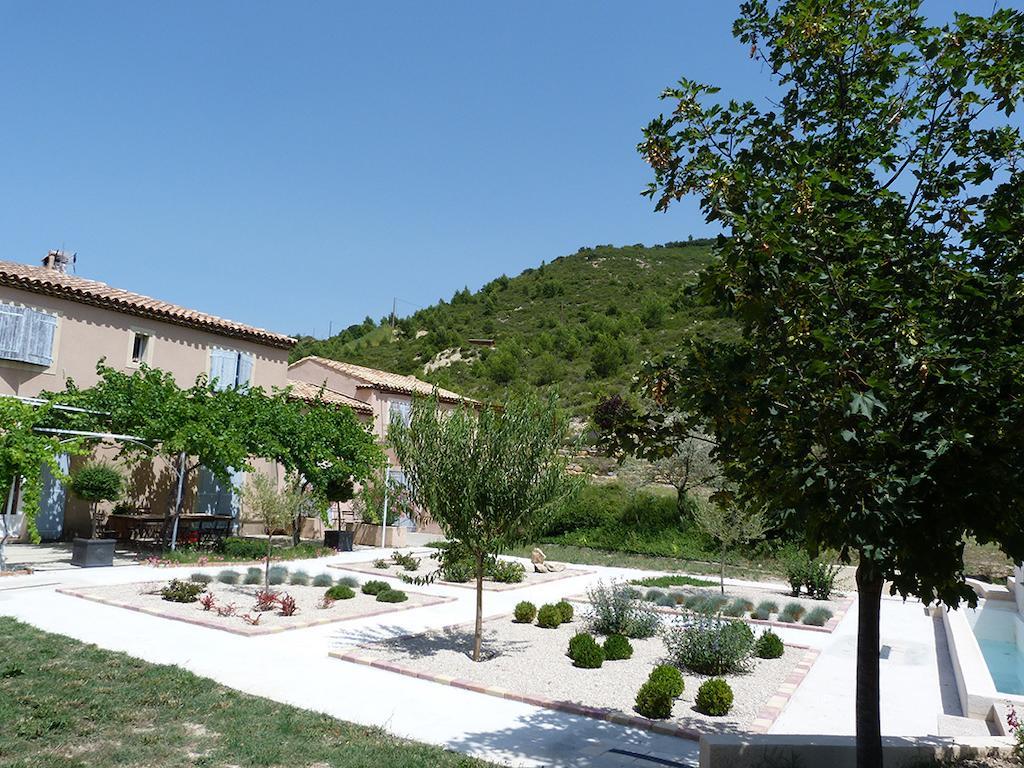 Le Mas de Pié Caud Bed and Breakfast Rognes Esterno foto