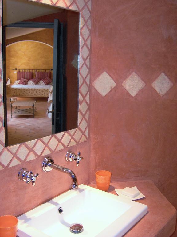 Le Mas de Pié Caud Bed and Breakfast Rognes Esterno foto