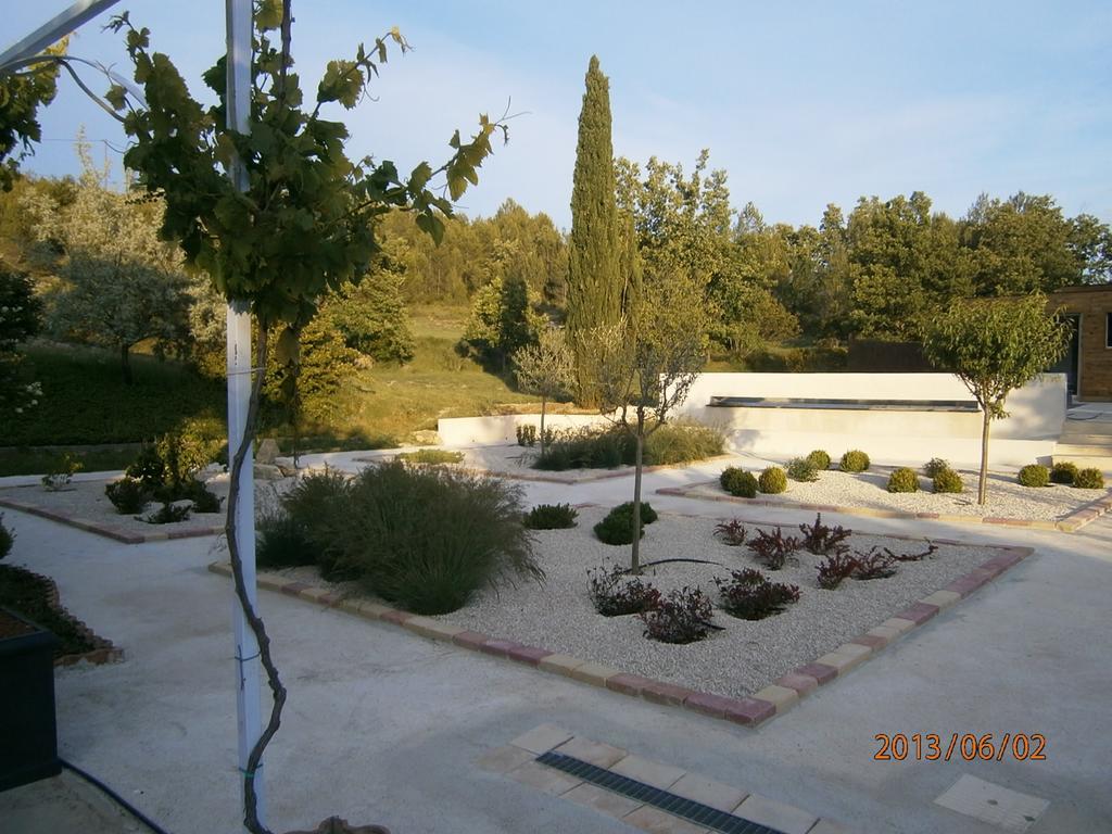 Le Mas de Pié Caud Bed and Breakfast Rognes Esterno foto
